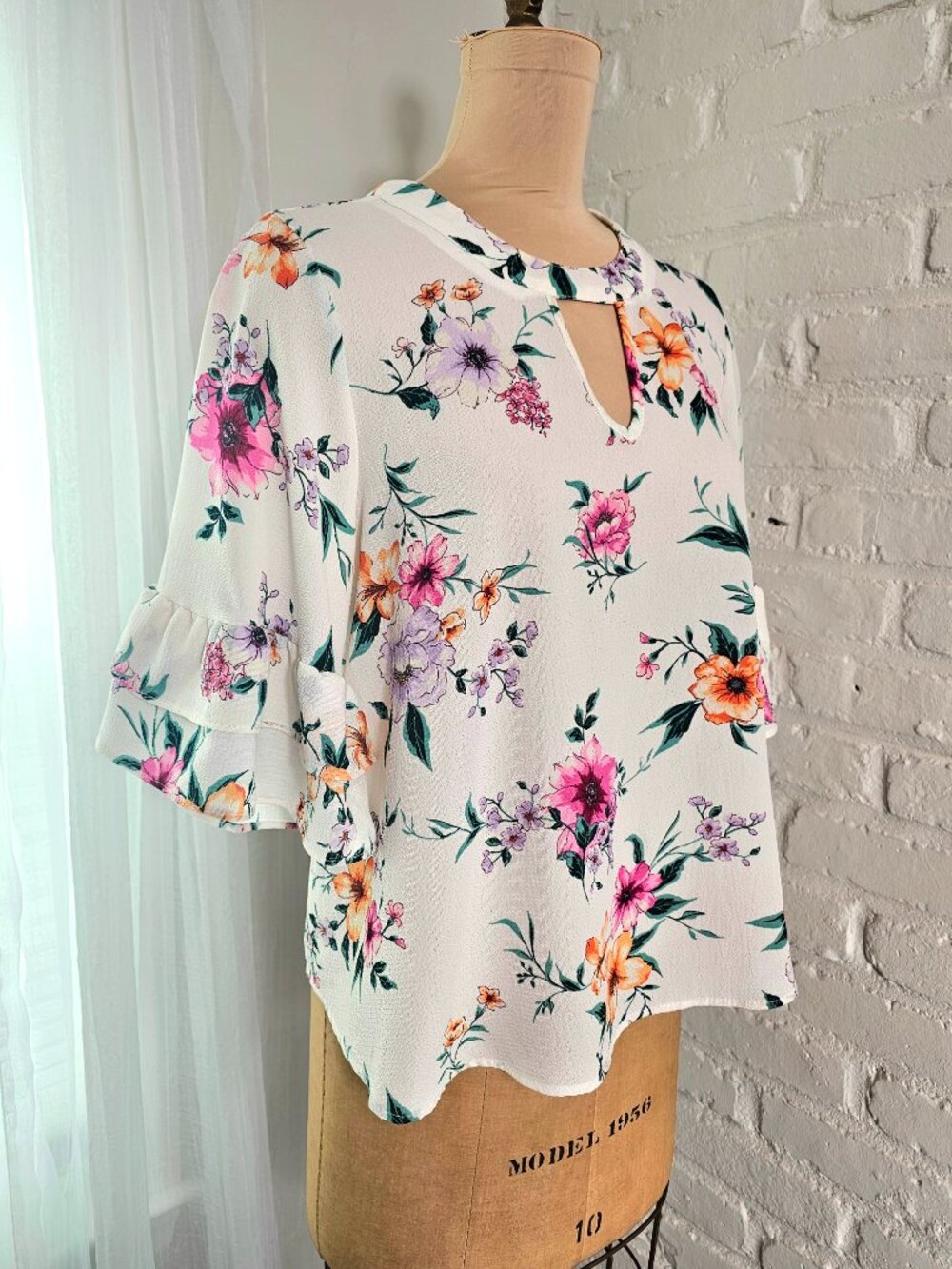 Floral Ruffle Sleeve Blouse Keyhole Top Spring Boho Cottagecore L Urban Romantic